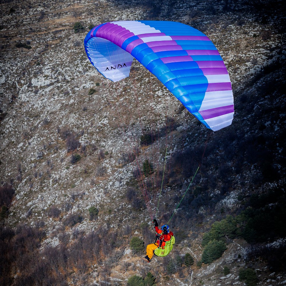 Base 2, nuevo parapente EN B alto de BGD Base 2, nuevo parapente EN B alto de BGD